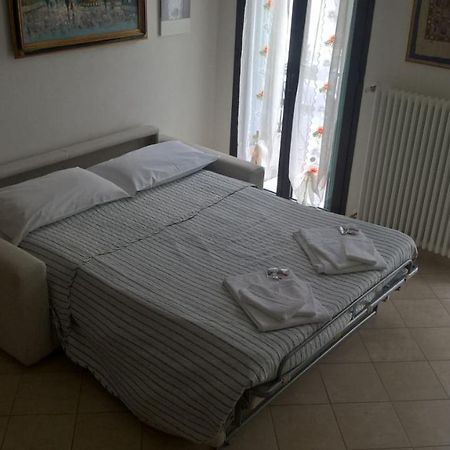Casa Cuore - Love Pets - Fronte Ospedale Sacro Cuore Negrar Exterior foto